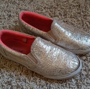 Size 12 silver and gold no tie shoes